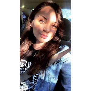 Meet your Posher, Cait